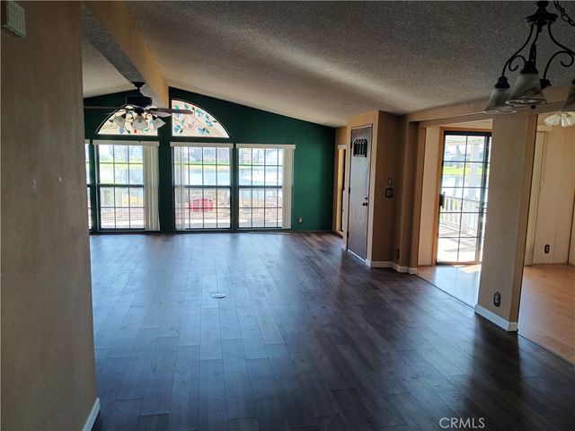 5001 W Florida 161, Hemet, CA 92545