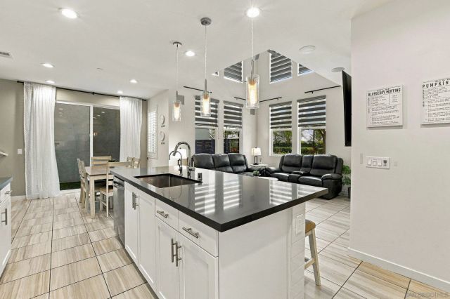 2174 Element Way, Chula Vista, CA 91915