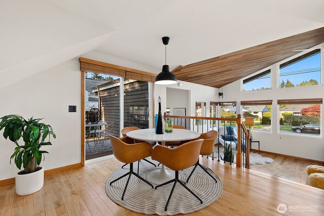 3219 34th Avenue W, Seattle, WA 98199