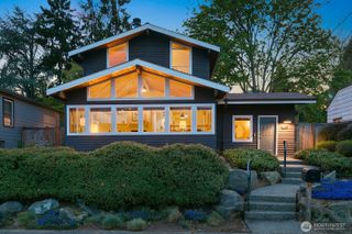 3219 34th Avenue W, Seattle, WA 98199