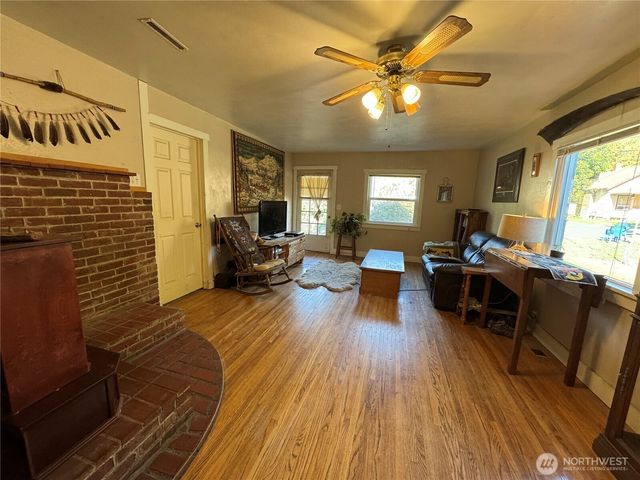 610 E. Patit Avenue, Dayton, WA 99328