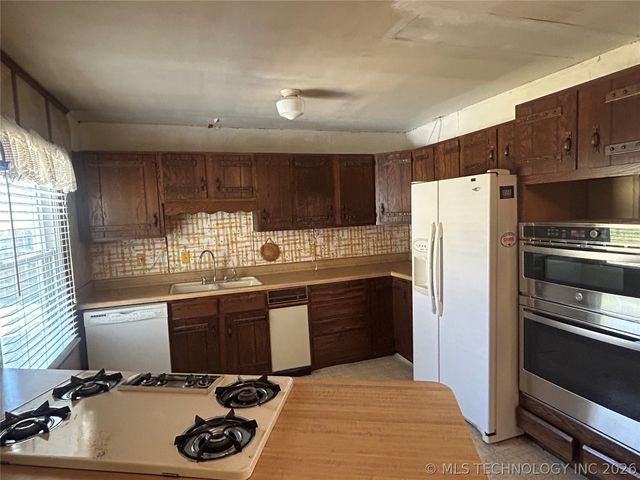 3519 S Sandusky Avenue, Tulsa, OK 74135