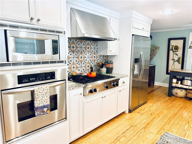 2816 Honeysuckle Lane, Russellville, AR 72801