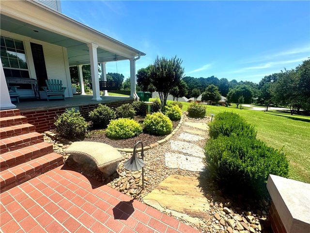 2816 Honeysuckle Lane, Russellville, AR 72801