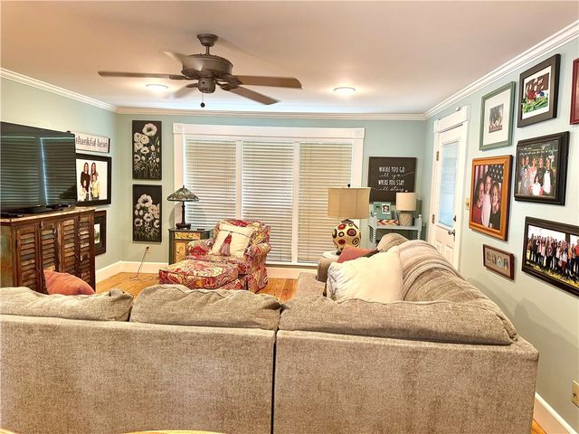 2816 Honeysuckle Lane, Russellville, AR 72801