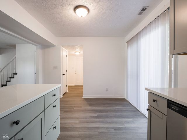 4948 Norcroft Drive, Indianapolis, IN 46221