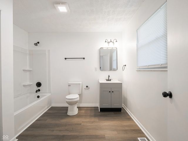 4948 Norcroft Drive, Indianapolis, IN 46221