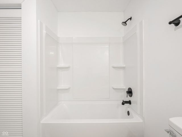 4948 Norcroft Drive, Indianapolis, IN 46221