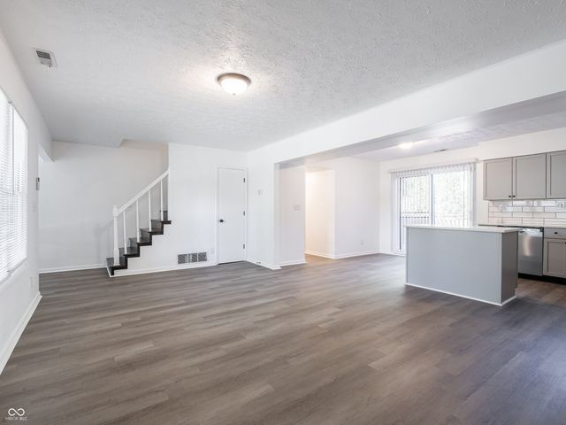 4948 Norcroft Drive, Indianapolis, IN 46221