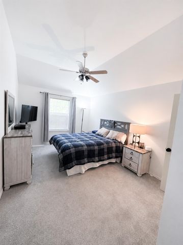 863 Dawn Sky Lane, League City, TX 77573