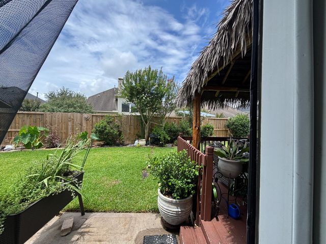 863 Dawn Sky Lane, League City, TX 77573