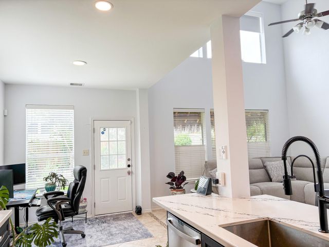 863 Dawn Sky Lane, League City, TX 77573