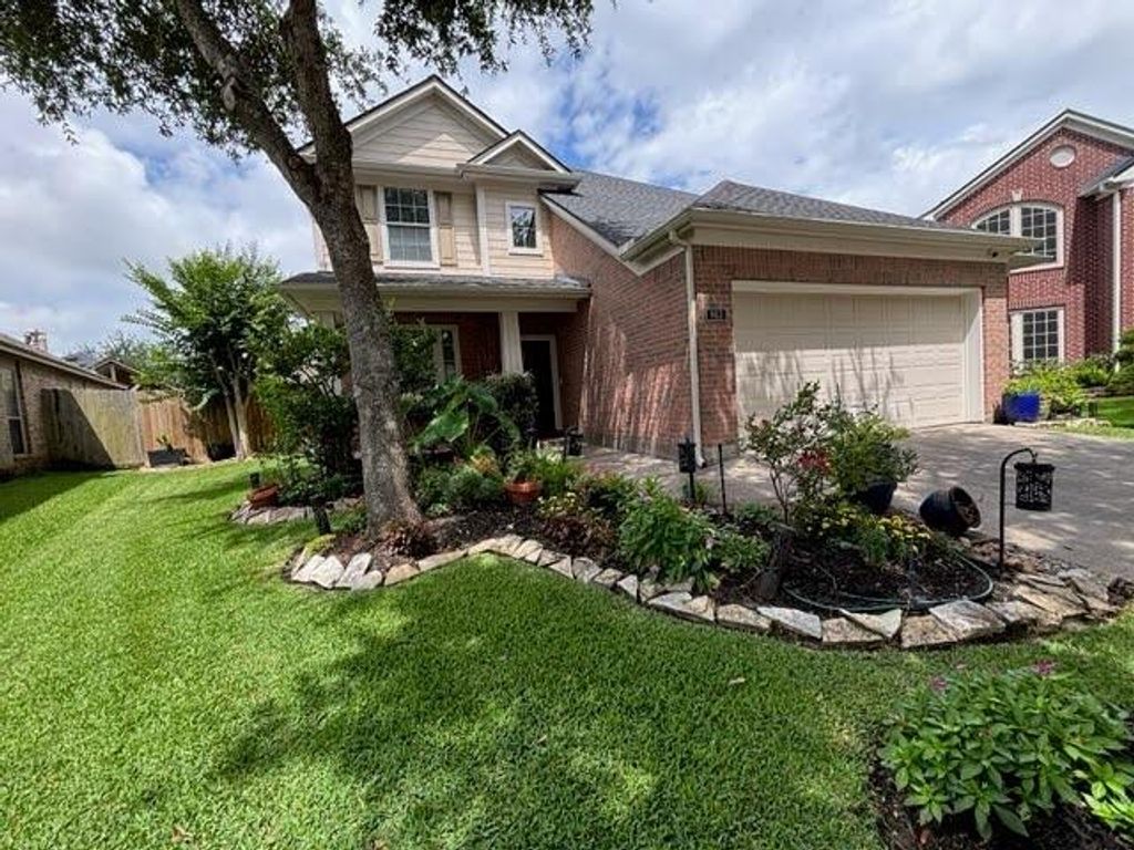 863 Dawn Sky Lane, League City, TX 77573