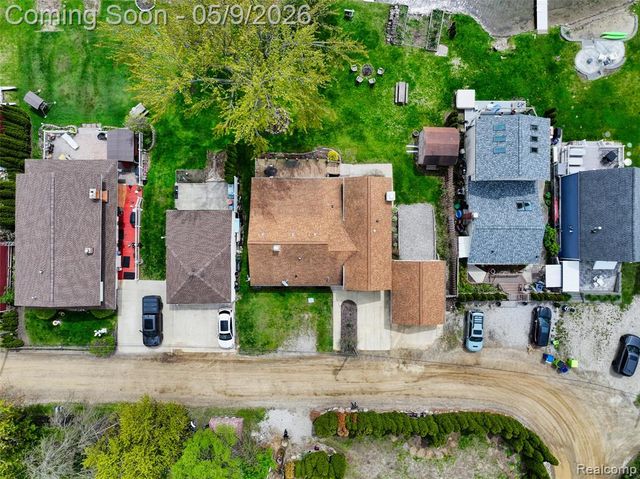 10171 Joanna K Avenue, White Lake, MI 48386