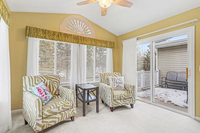 2141 Gray Oak Cove, Portage, MI 49024