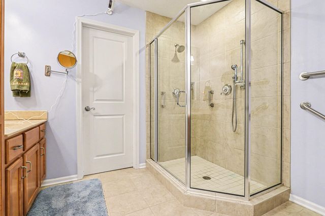 2141 Gray Oak Cove, Portage, MI 49024