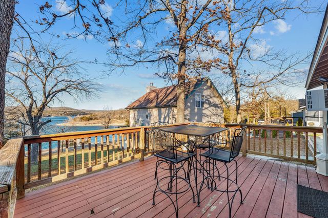 57 Kings Cove Lane, Reeds Spring, MO 65737