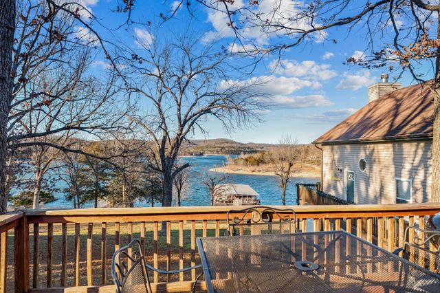 57 Kings Cove Lane, Reeds Spring, MO 65737
