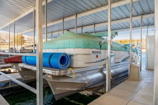 57 Kings Cove Lane, Reeds Spring, MO 65737