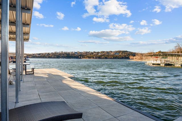 57 Kings Cove Lane, Reeds Spring, MO 65737