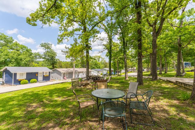 57 Kings Cove Lane, Reeds Spring, MO 65737