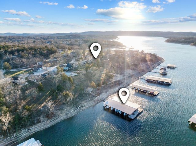57 Kings Cove Lane, Reeds Spring, MO 65737