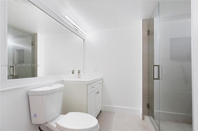 9615 NW 1st Ct 10-204, Pembroke Pines, FL 33024