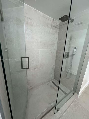 9615 NW 1st Ct 10-204, Pembroke Pines, FL 33024