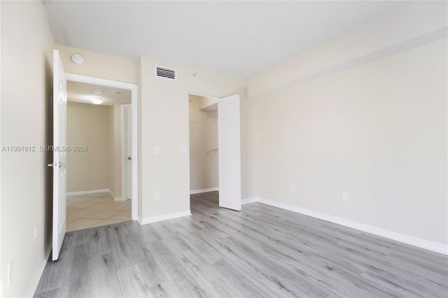 9615 NW 1st Ct 10-204, Pembroke Pines, FL 33024