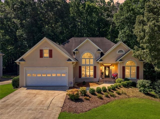 110 Copper Ridge Drive, Woodstock, GA 30188