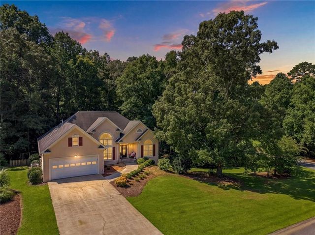110 Copper Ridge Drive, Woodstock, GA 30188