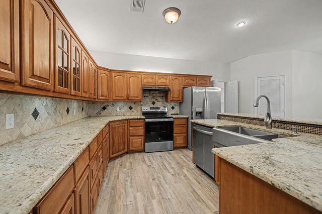 3051 County Road 3312, Greenville, TX 75402