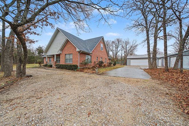 3051 County Road 3312, Greenville, TX 75402