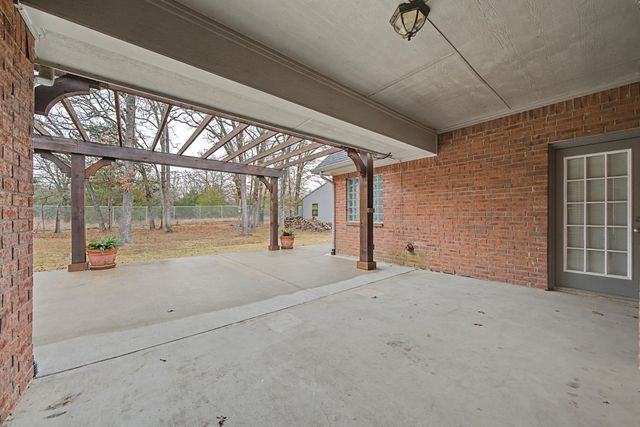 3051 County Road 3312, Greenville, TX 75402