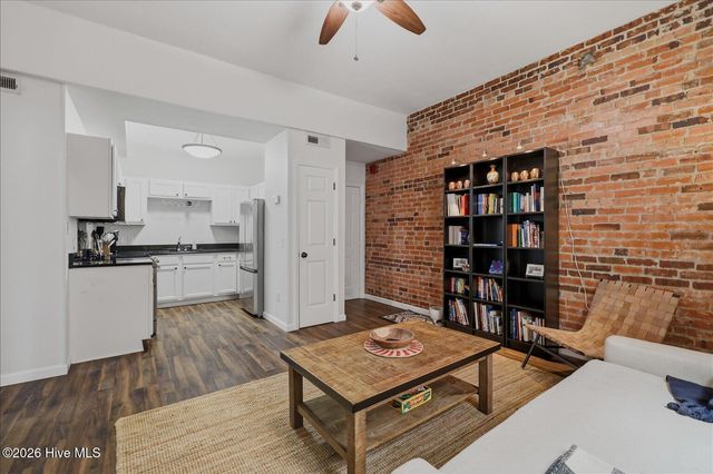 304 N Front Street Apt G, Wilmington, NC 28401