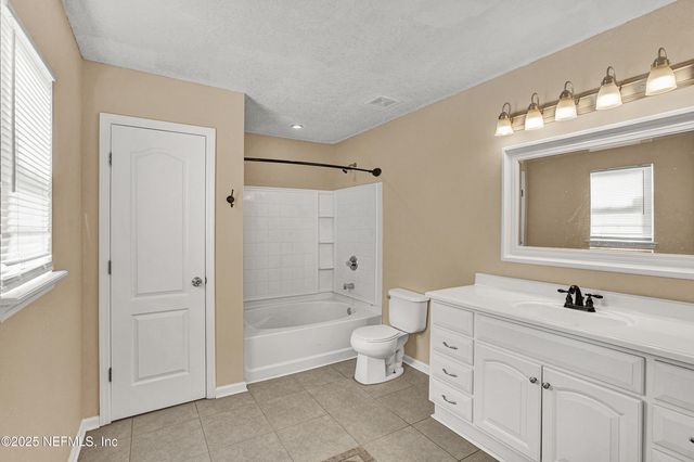 1164 DAWNLIGHT Road, Jacksonville, FL 32218