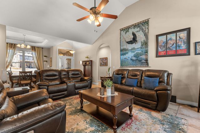 762 Showplace Gateway, Branson, MO 65616