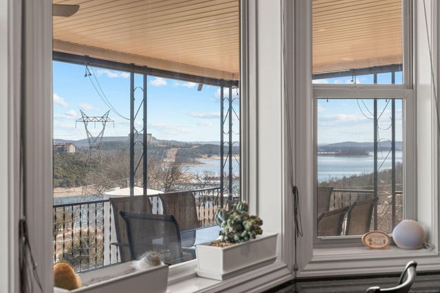 762 Showplace Gateway, Branson, MO 65616