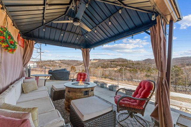 762 Showplace Gateway, Branson, MO 65616