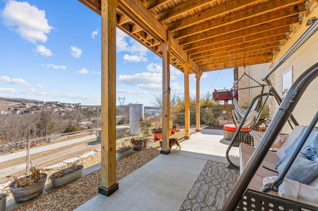 762 Showplace Gateway, Branson, MO 65616