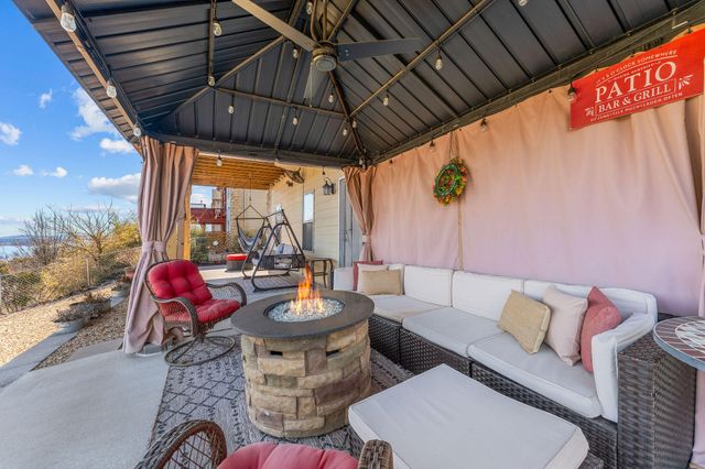 762 Showplace Gateway, Branson, MO 65616