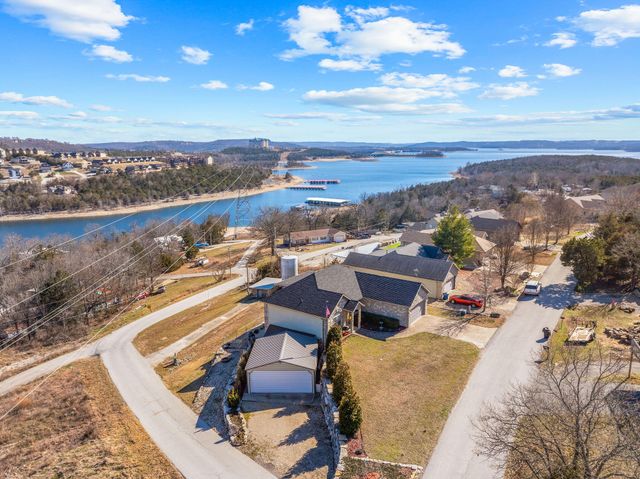 762 Showplace Gateway, Branson, MO 65616