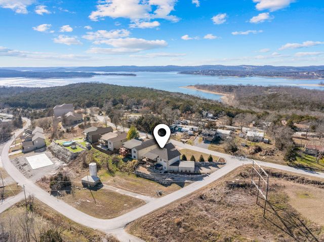 762 Showplace Gateway, Branson, MO 65616