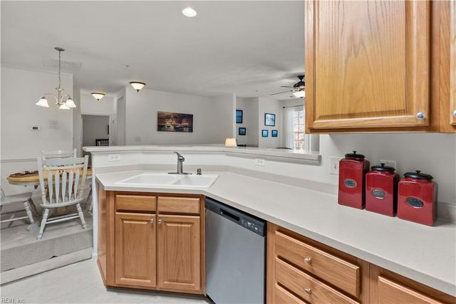 2677 Browning DR, Virginia Beach, VA 23456