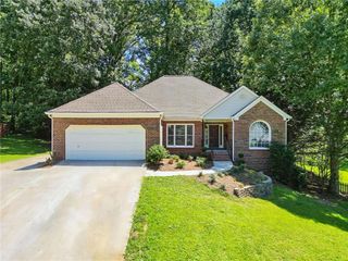2867 Carmain NW Drive, Marietta, GA 30064