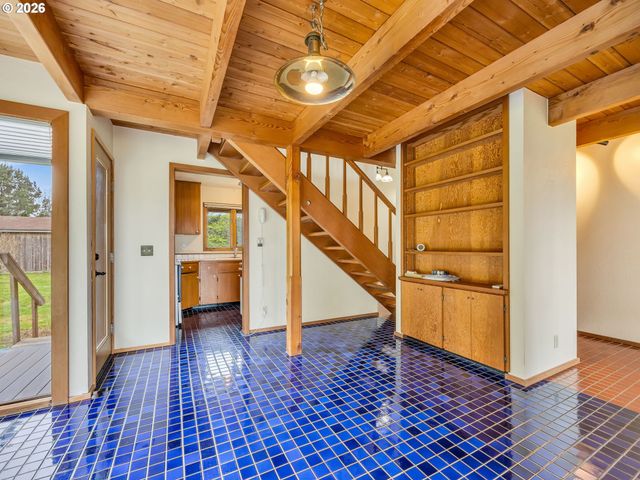 25906 SANDRIDGE Rd, Ocean Park, WA 98640