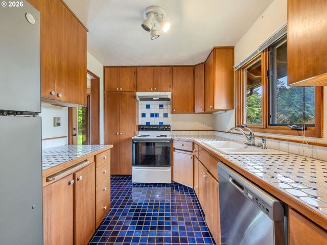 25906 SANDRIDGE Rd, Ocean Park, WA 98640