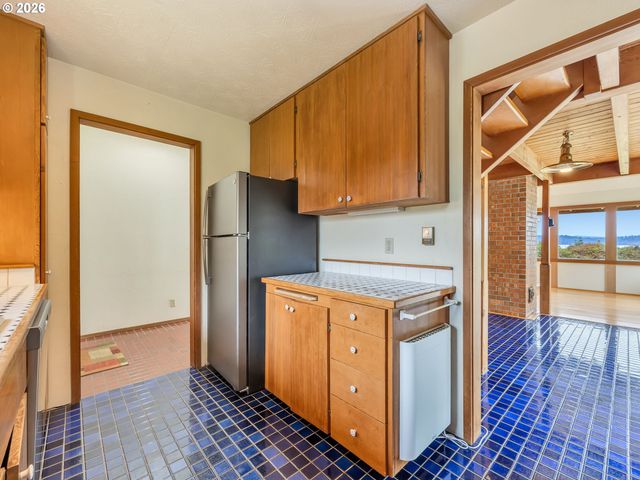 25906 SANDRIDGE Rd, Ocean Park, WA 98640