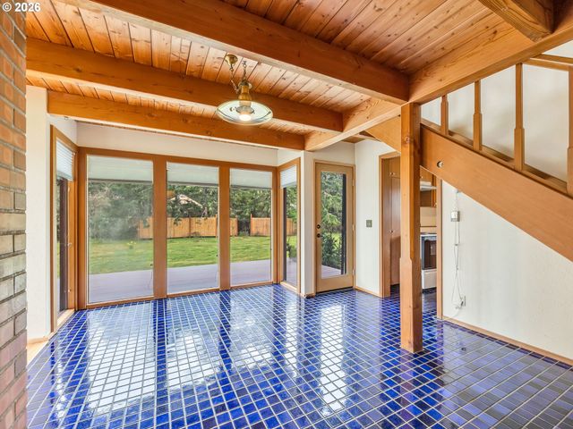 25906 SANDRIDGE Rd, Ocean Park, WA 98640