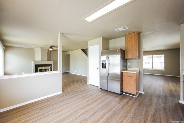 5818 SUMMER FEST DR, San Antonio, TX 78244